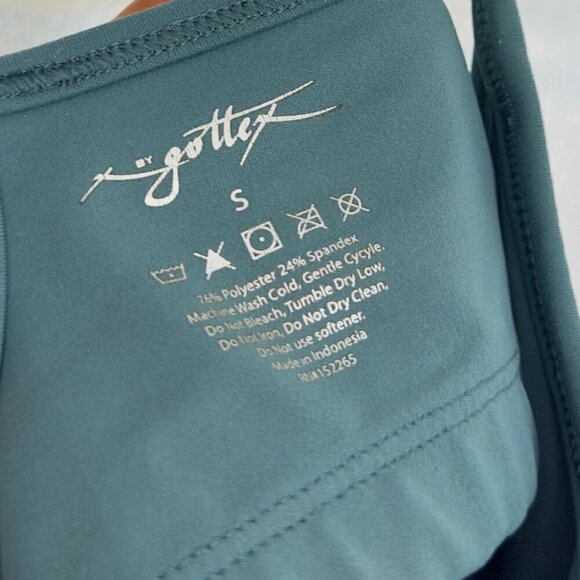 X BY GOTTEX Cropped Cami Tank in Jade Size Small - Picture 3 of 4